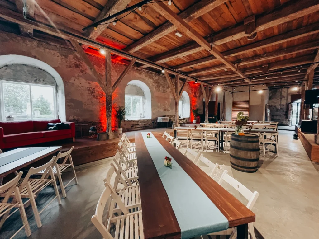 Valgeranna Veinitall