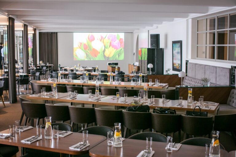 Konverents restoranis