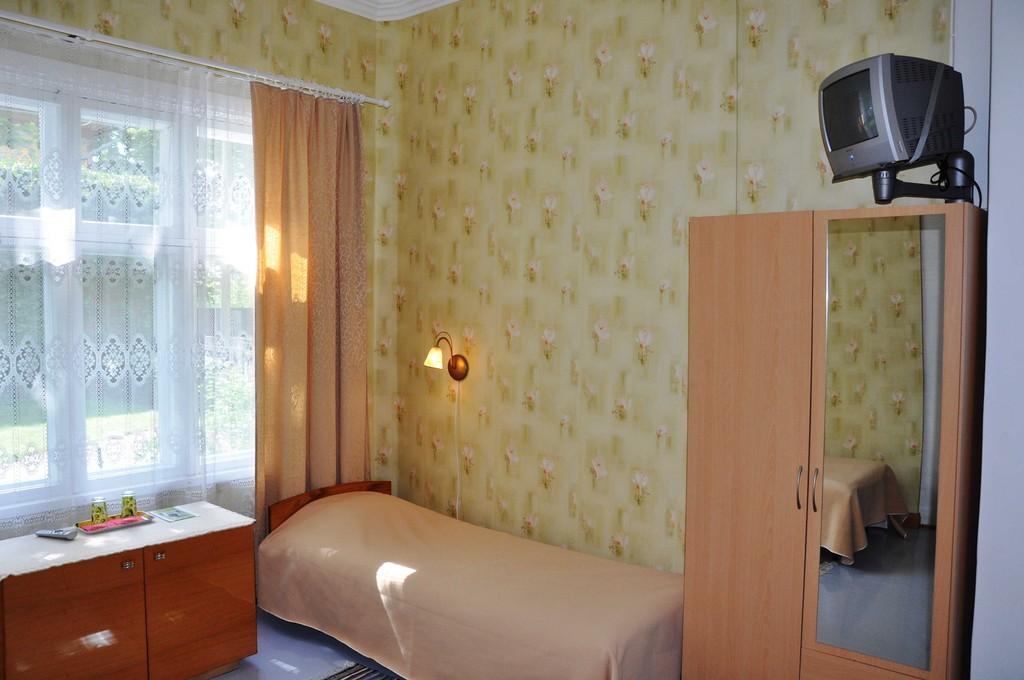 Tiia accommodation_ room 2