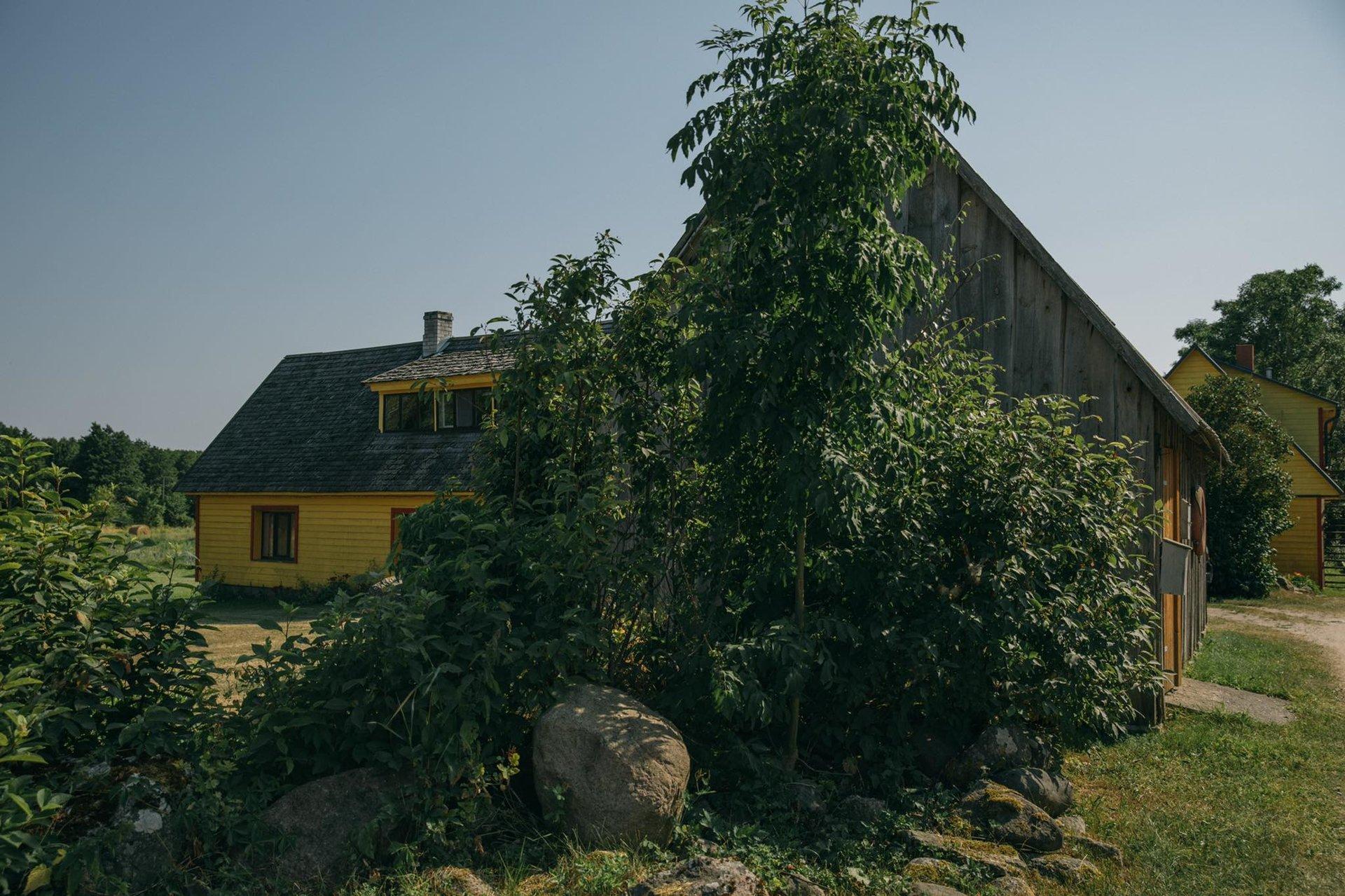 Mare accommodation in Uiõ-Matu farm