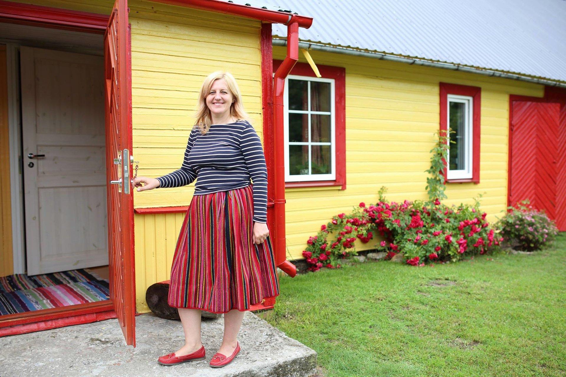 Elly pansija Kihnu - visit Estonia
