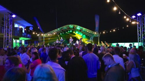 Concert on the terrace of nightclub Sunset