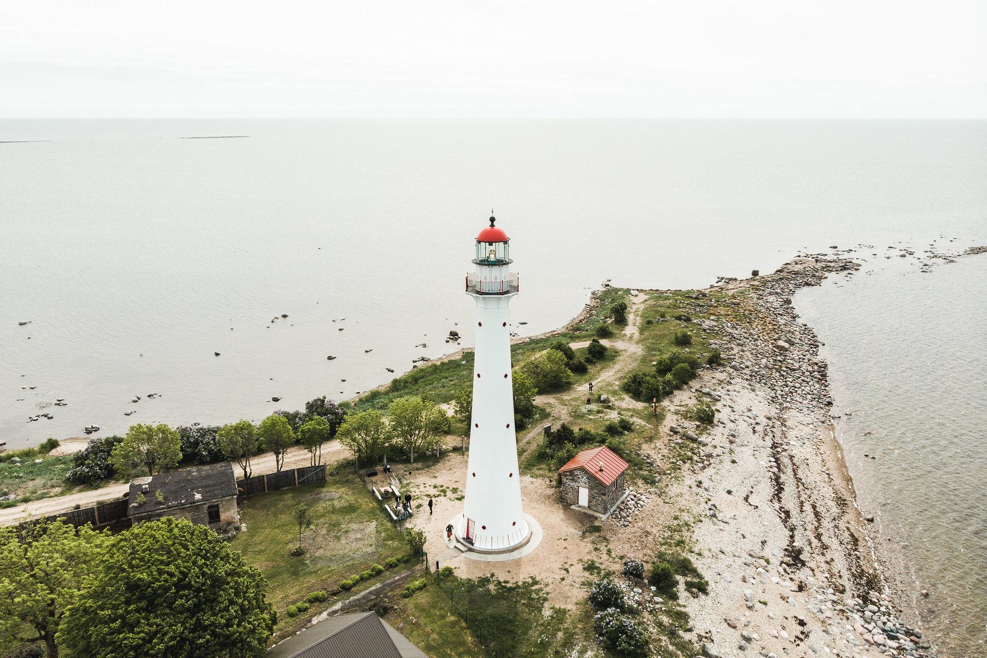 Kihnu lighthouse
