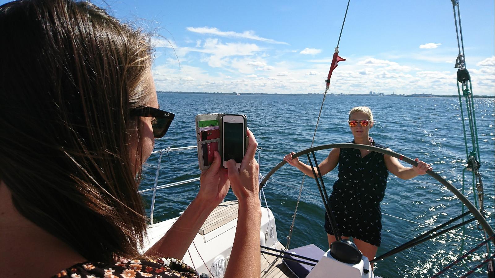 Seikle Vabaks sailing around Pärnu Bay