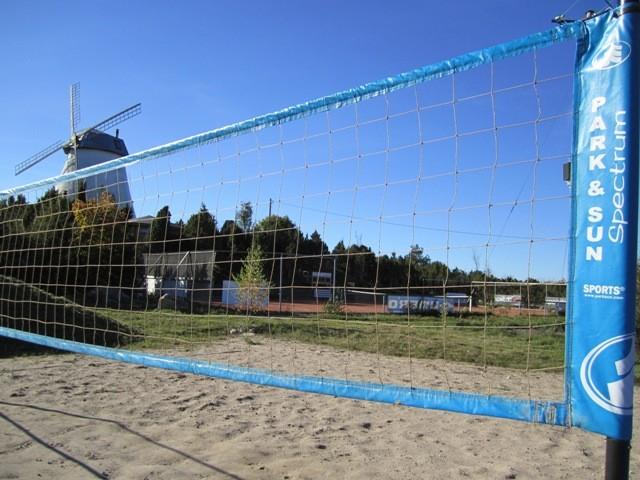Pivarootsi Tuuliku puhkeküla rannavõrkpalli väljak