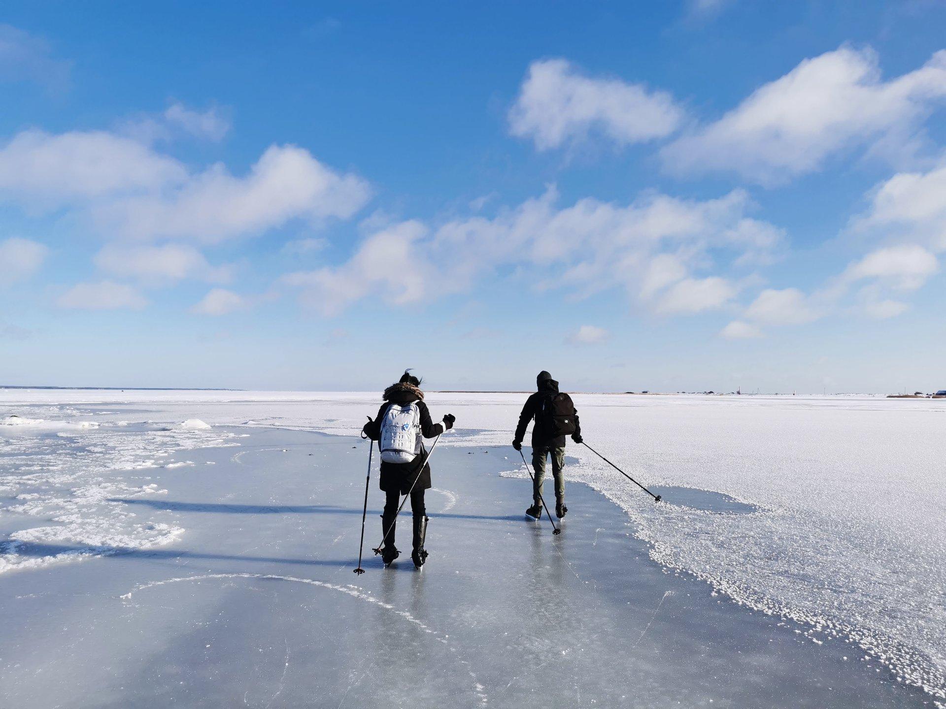 Seikle Vabaks skating on sea ice