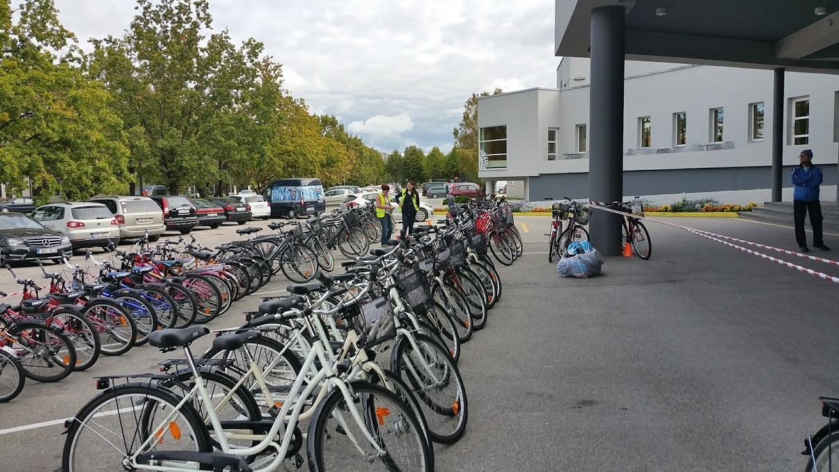 Baltreisenin polkupyörävuokraus Pärnun keskustassa