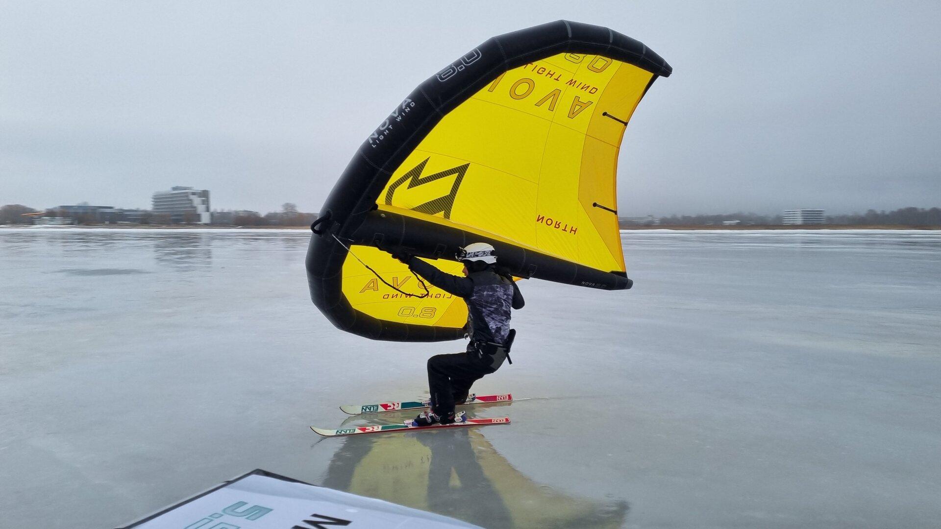 Skis are also used in wingsurf