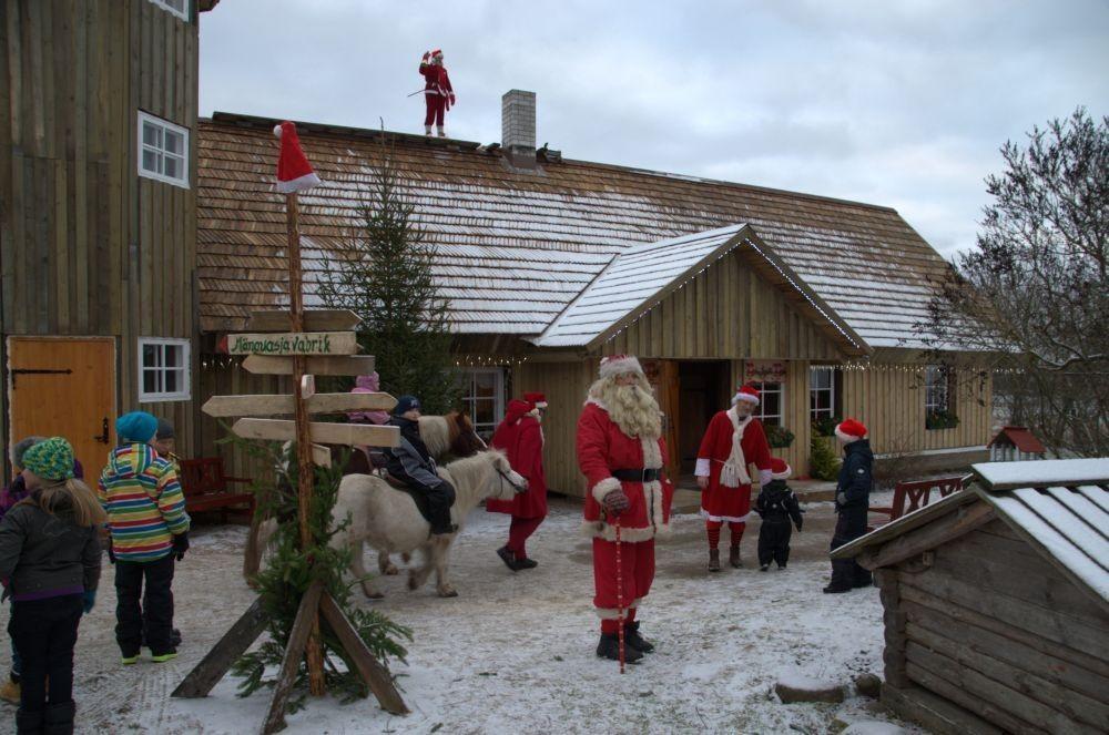 Santa Claus´s Korstna Farm